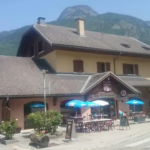 Le Grand Chatelard Bar Restaurant Gasthuis Sainte-Marie-de-Cuines