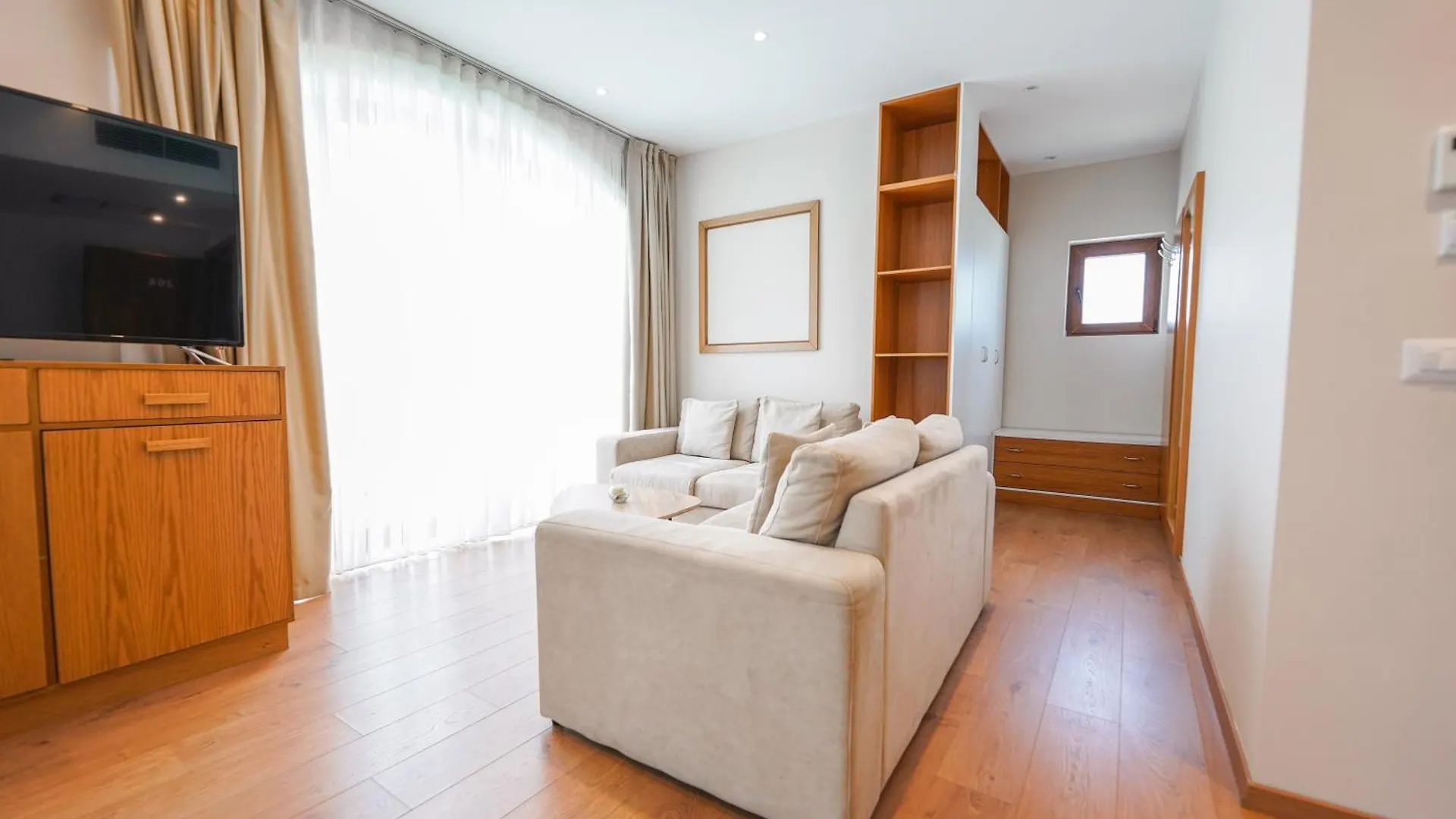 Hotel Vinea Resort Arape-Rashbulli