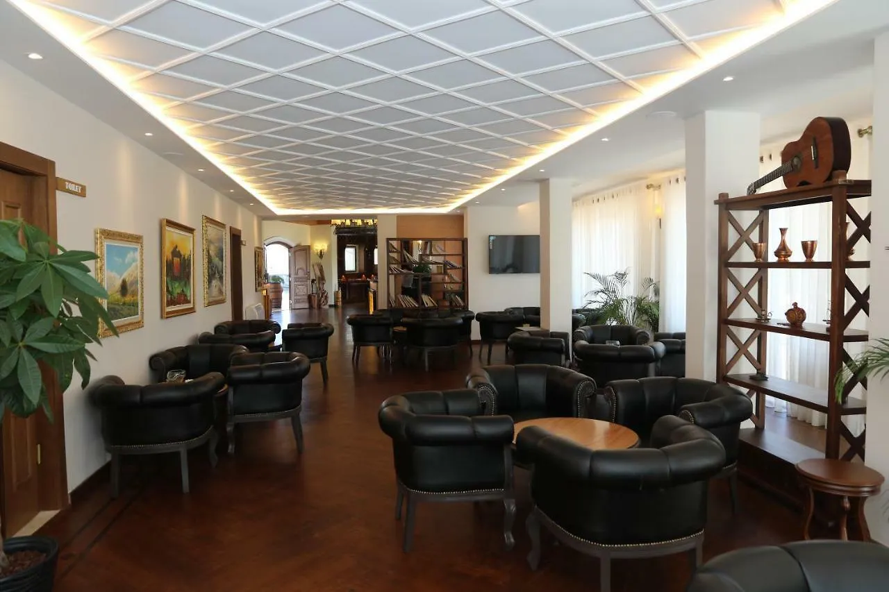 Vinea Resort Rrashbull 0*,  Albanië