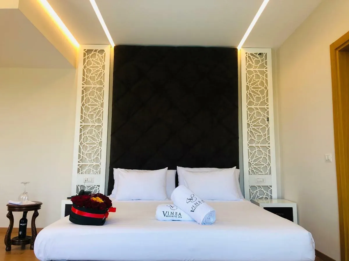 Vinea Resort Rrashbull Hotel